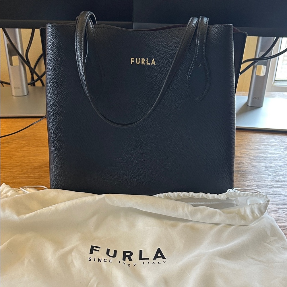 Furla Elegant Black Tote Bag